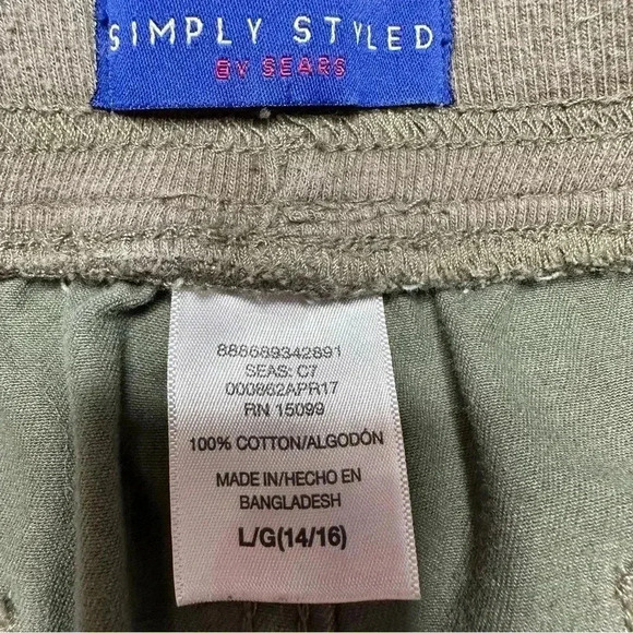 Simply Styled By Sears Camo Cargo Pants Size Large - Picture 11 of 16